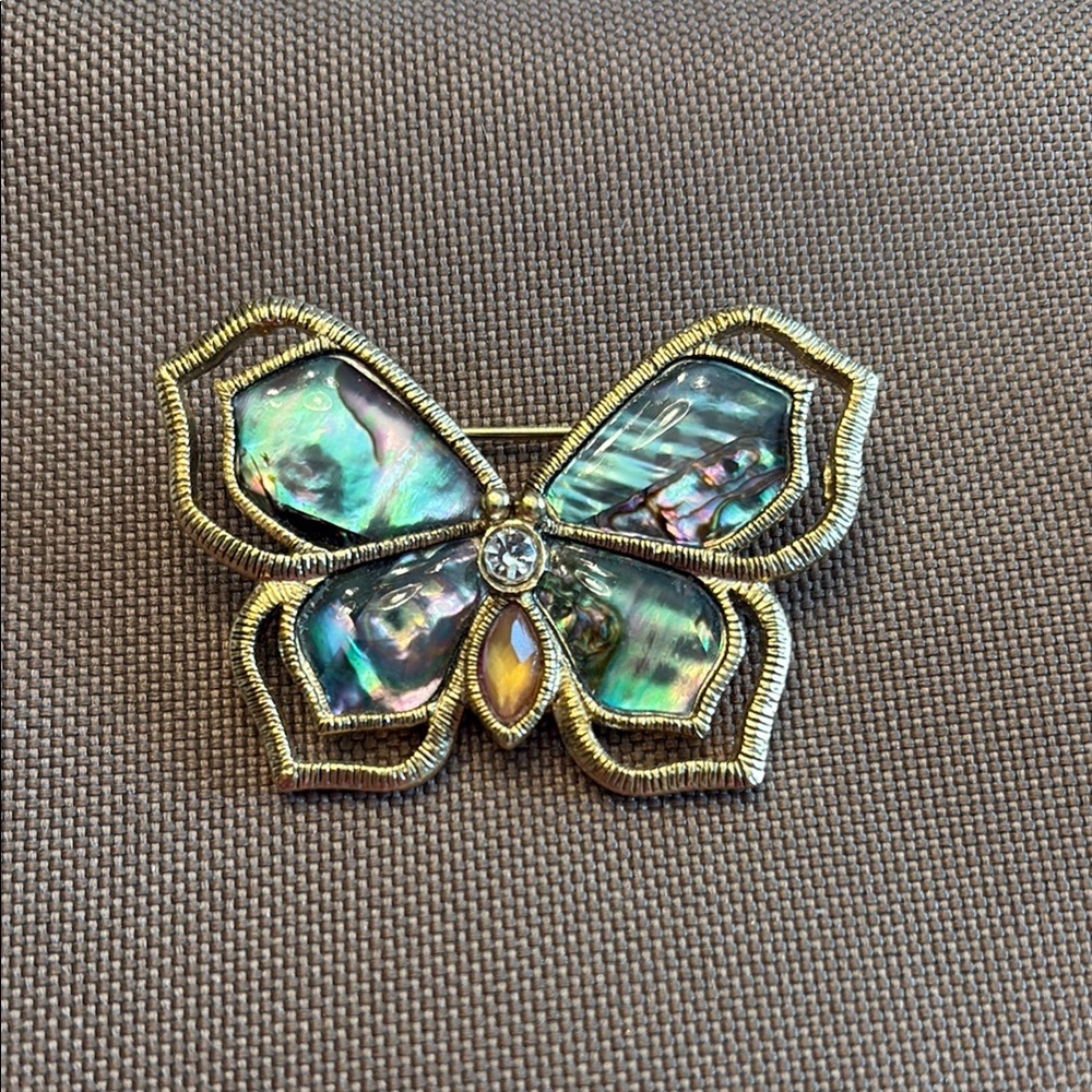Vintage Abalone Butterfly Brooch - Picture 3 of 3
